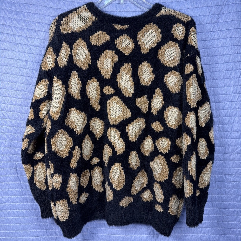 Michael Kors‎ Medium Leopard Long Sleeve Sweater - Picture 2 of 6